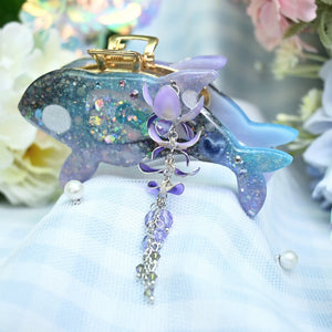 Wisteria Orca Hair Huggie II (5.5cm claw) - Dancing Heart | Blue Glow