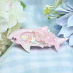 Smol Shark Hairclip (5cm, Wireart) - Pink, left side