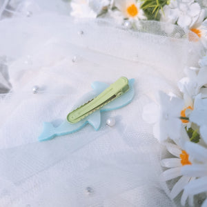 Pale Blue Dolphin Hairclip (5cm clip)